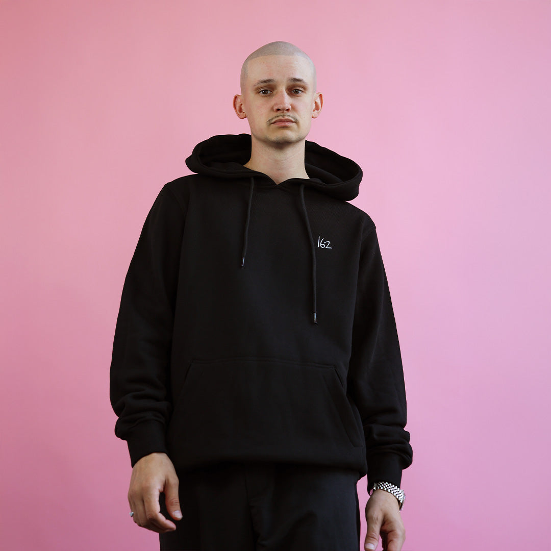 162 Hoodie Black