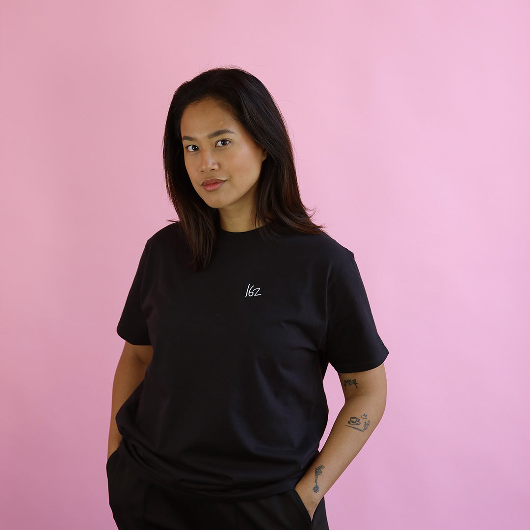 162 Tee Black