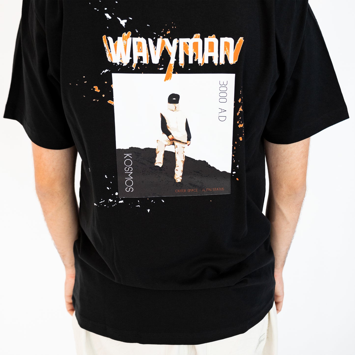Wavyman Tee Black